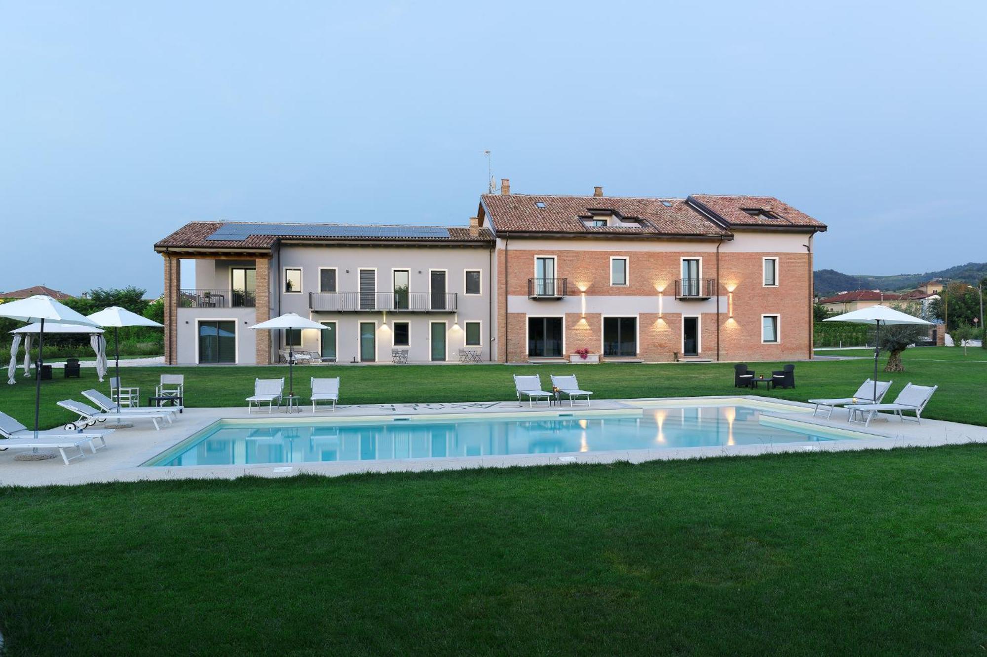 Bed and Breakfast Casale Auriga - Oltrepo' Pavese à Codevilla Extérieur photo